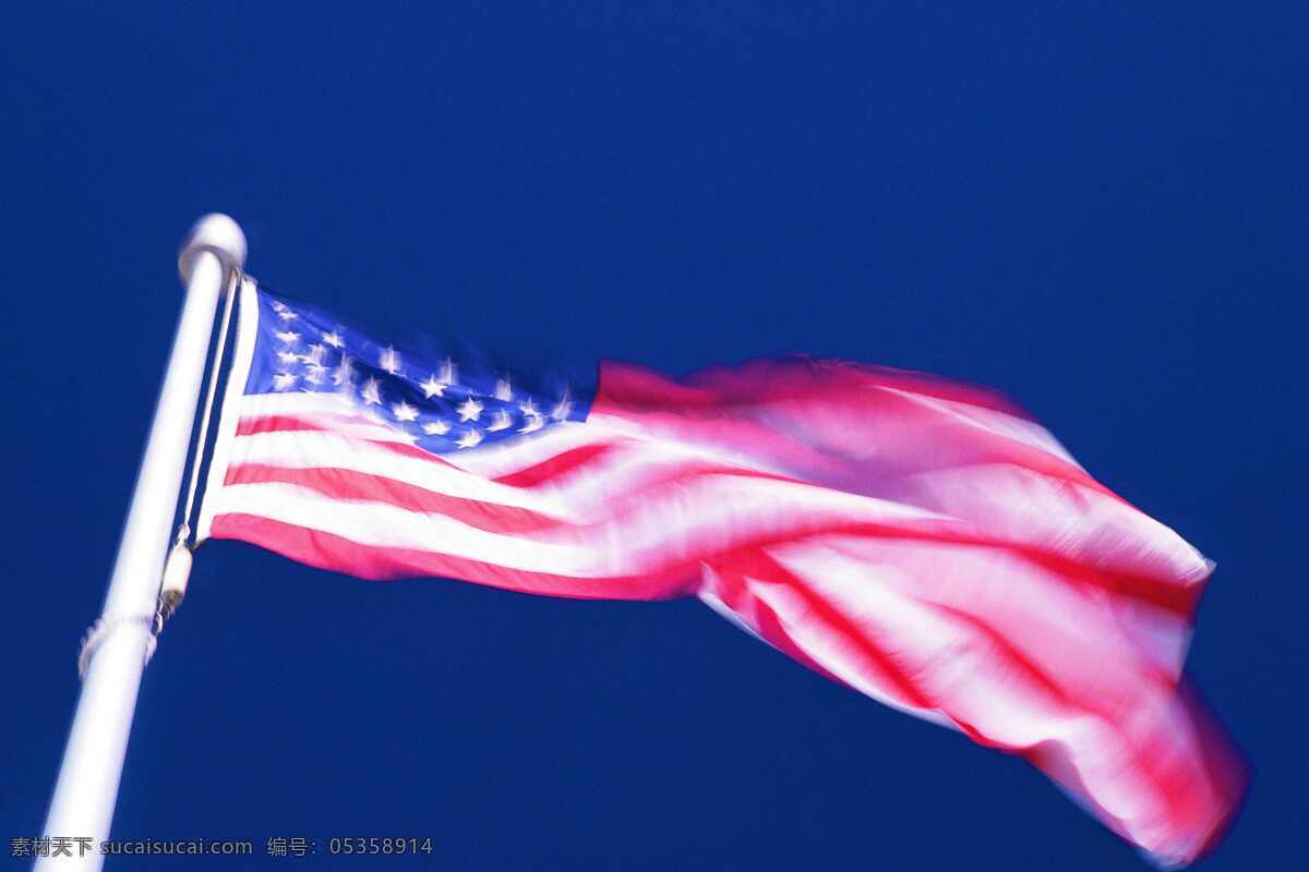 美国国旗 美国 国旗 旗帜 飘扬 旗杆 天空 文化艺术 摄影图库