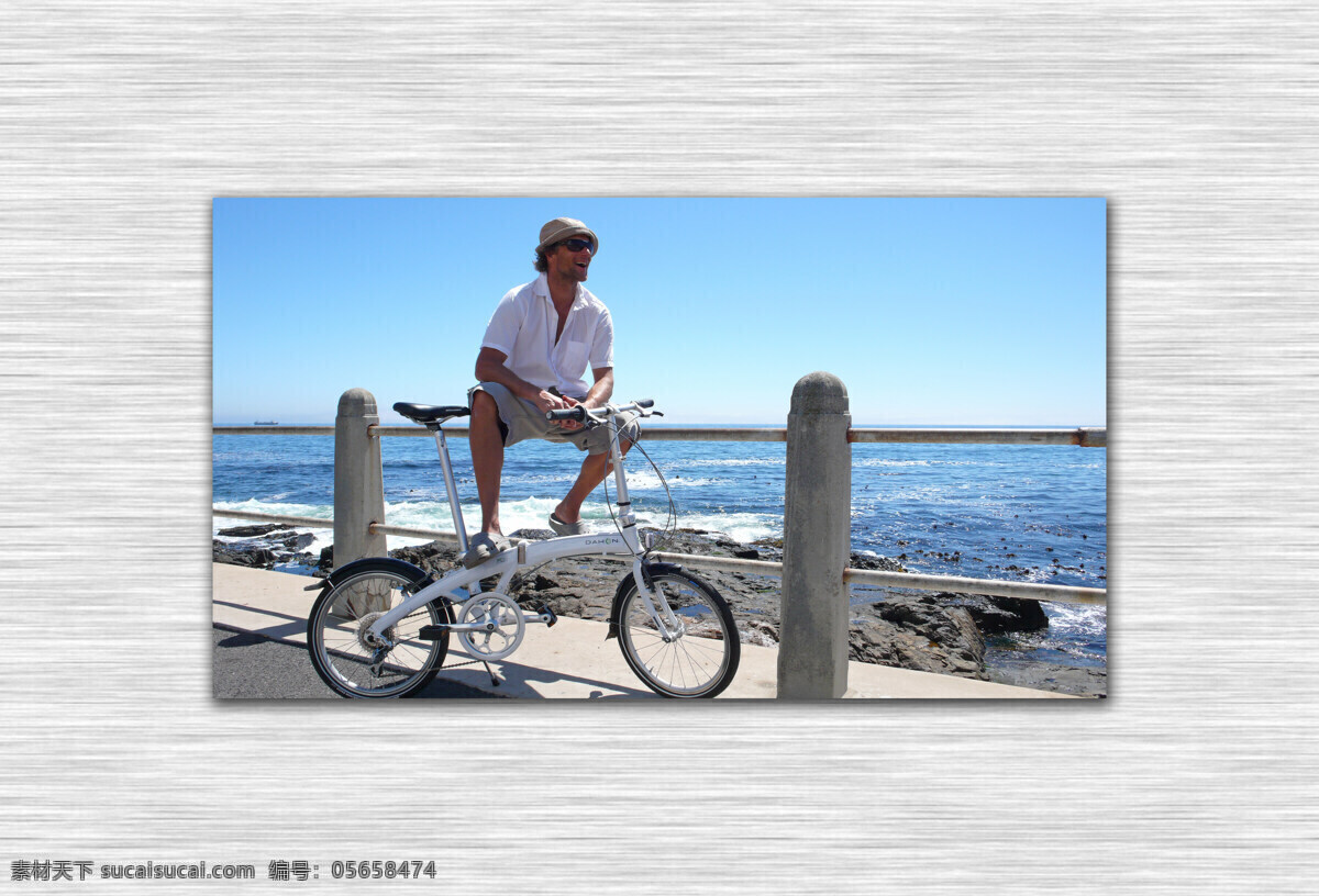 大海 单车 公路 国外旅游 海边 海滩 旅游摄影 赛车 国外 猛男 自行车 看 海 大行车行 外国人 自行车之旅 psd源文件