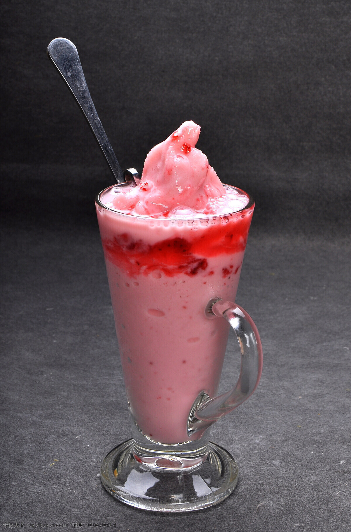 草莓 优格 乳 冰 沙 水果优格乳 饮品 酒水饮料 冷饮 草莓冰沙 餐饮美食 饮料酒水