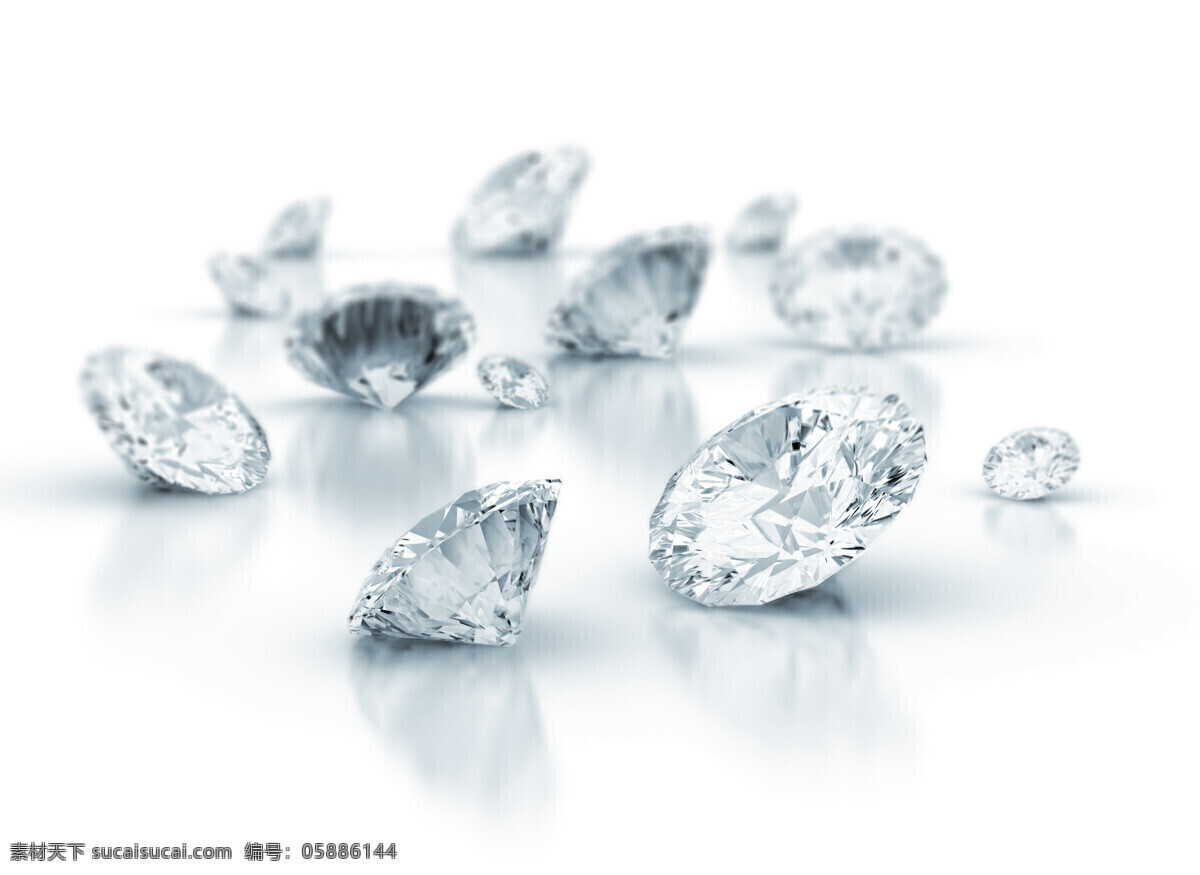 散落 地上 钻石 珠宝 奢侈品 流光异彩 珠宝服饰 生活百科