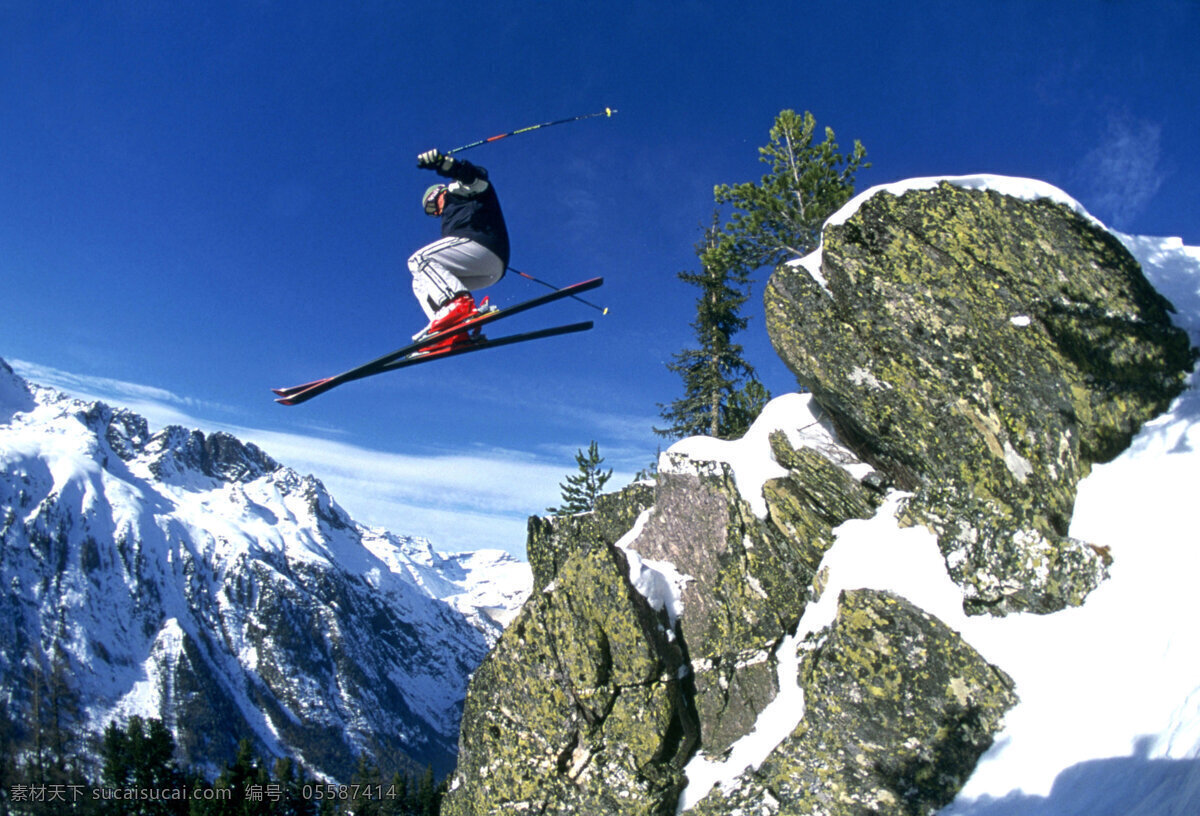 飞 岩 滑雪 男人 素材图片 猛男 一个人 冲刺 刺激 享受 腾空 飞越 飞岩 追求 梦想 充实 快乐 冬天 运动 白雪 雪地 高山 psd素材 滑雪图片 生活百科
