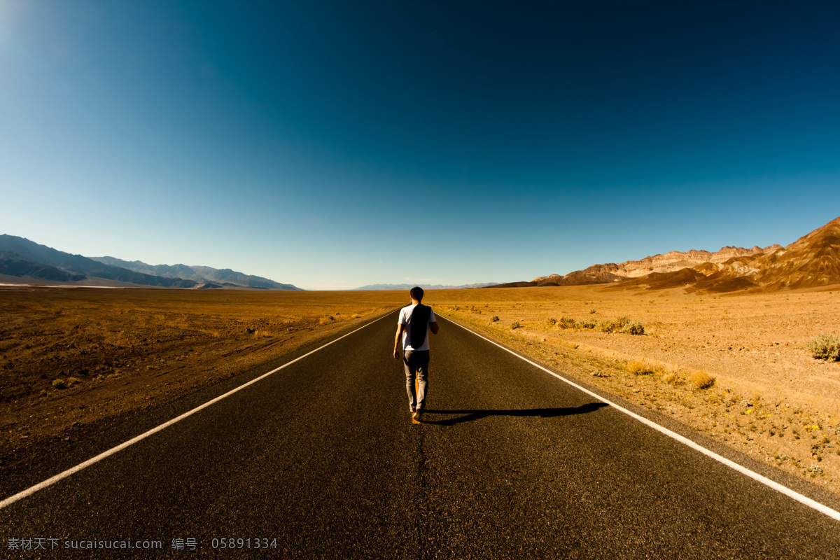 沙漠公路骑行 沙漠 公路 骑行 隔壁 北美 66号 自行车 旅行 骑 蓝天 道路 孤独 文化艺术 体育运动