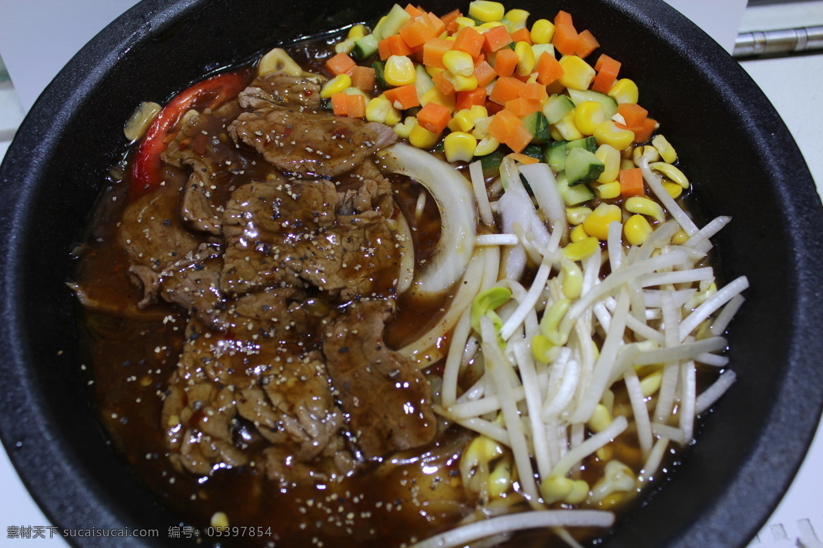 黑椒 牛肉 铁板 饭 铁板饭 牛肉饭 西餐 火锅 黑椒饭 传统美食 餐饮美食