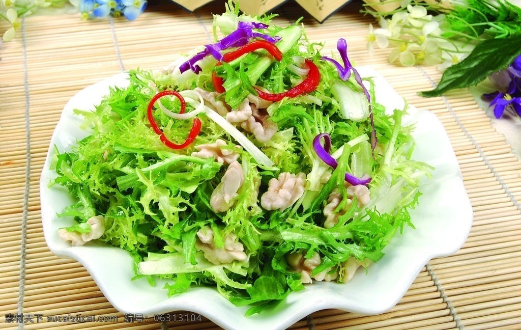 鲜桃仁伴苦菊 中餐 美食 传统美食 菜图 鲜桃仁 拌 苦菊 菜图中餐 餐饮美食