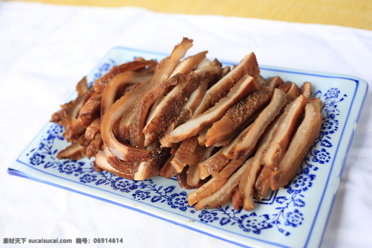 熏牛肚 牛肚 家常菜 炒菜 炝拌菜 餐饮美食 传统美食