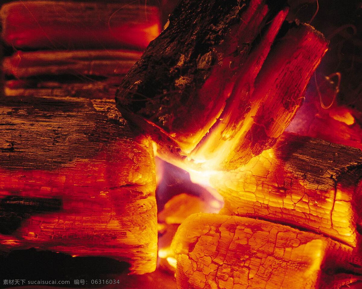 炭火 图 红色火焰 红色纹理 火素材 烈火 燃烧 生活素材 柴火 火 喷火 熊熊燃烧 大火 背景图片