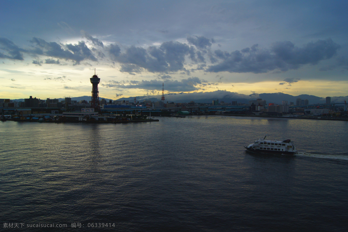 灯塔 港口 国外旅游 海 海岸 黄昏 旅游摄影 码头 夜幕 下 福冈 夜幕下的福冈 日落 夜色 日本 夜景 游艇 风景 生活 旅游餐饮