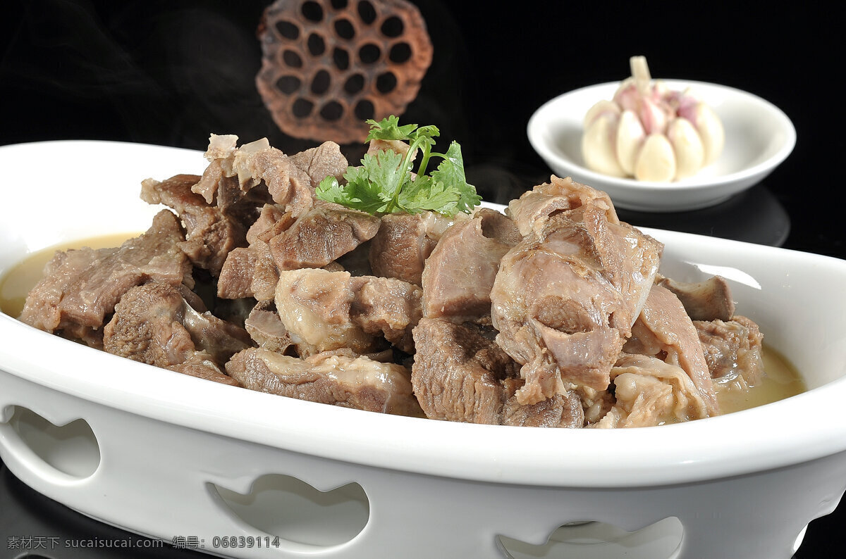 大块羊肉 黑山羊 大块黑山羊 美食 羊肉 美食摄影 餐饮美食 传统美食