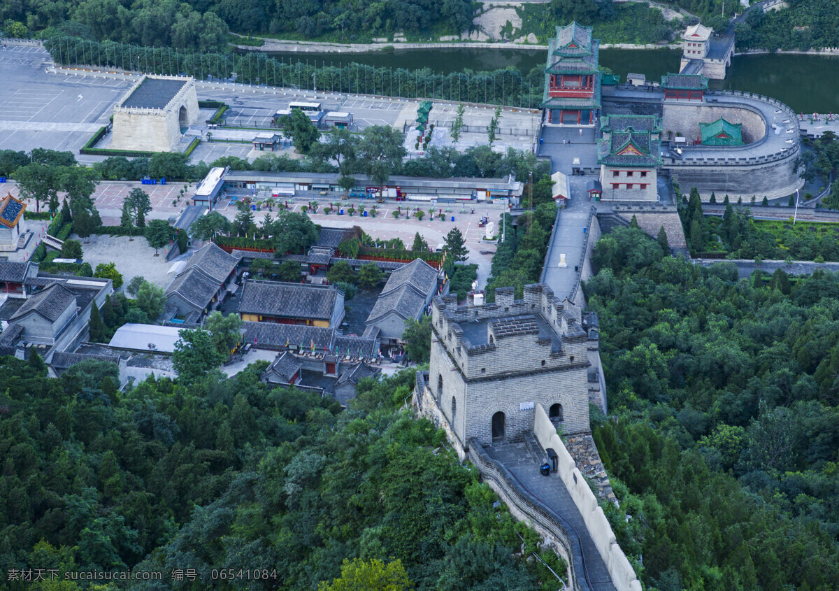 居庸关长城 居庸关 长城 绿树 古代关城 城墙 城楼 名胜古迹 古建筑 十大名关 燕京八景 旅游 自助游 自然景观 军事防御 居庸关长城1 国内旅游 旅游摄影