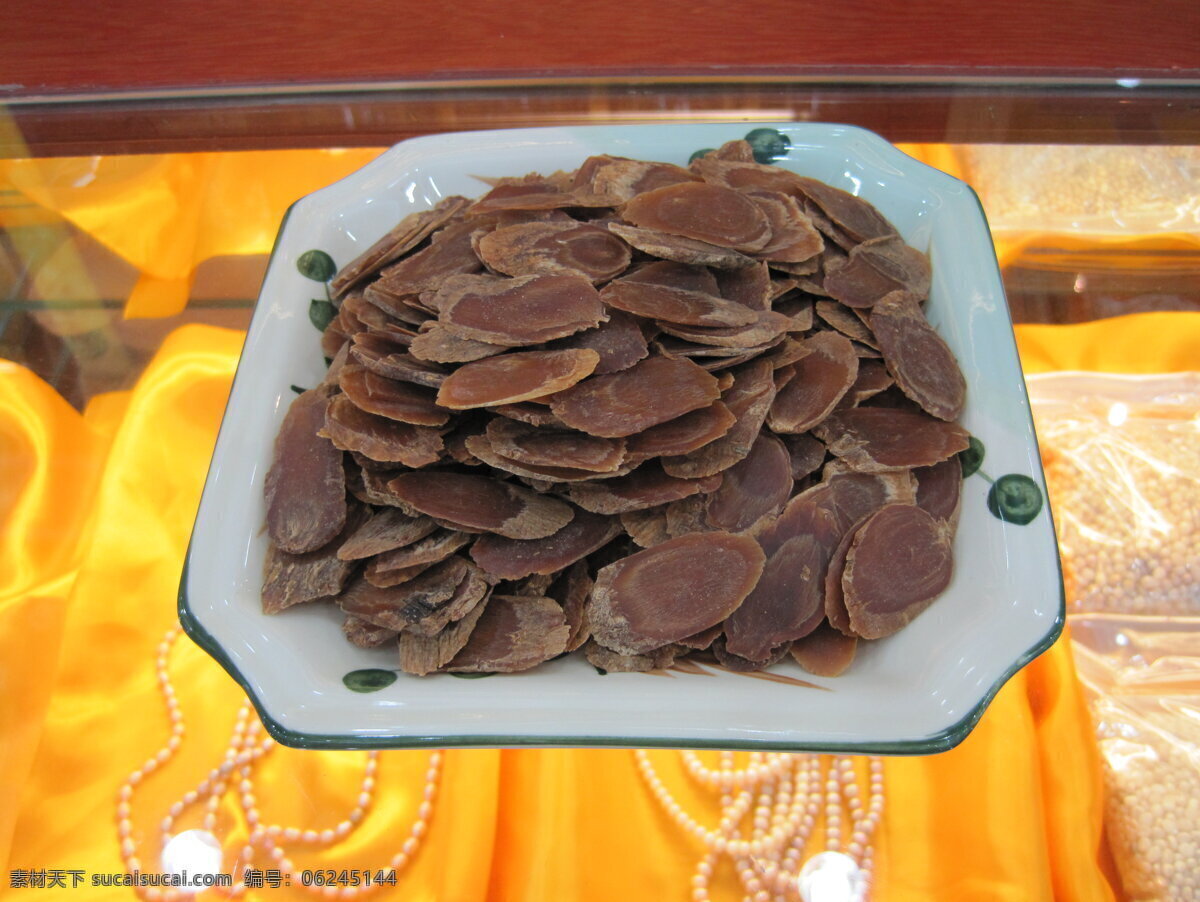 红参片 参片 人参 野生 植物 中药 药材 草药 餐饮 食物 滋补 养生 名贵中草药 参茸 药店 药铺 中药参茸图库 食物原料 餐饮美食