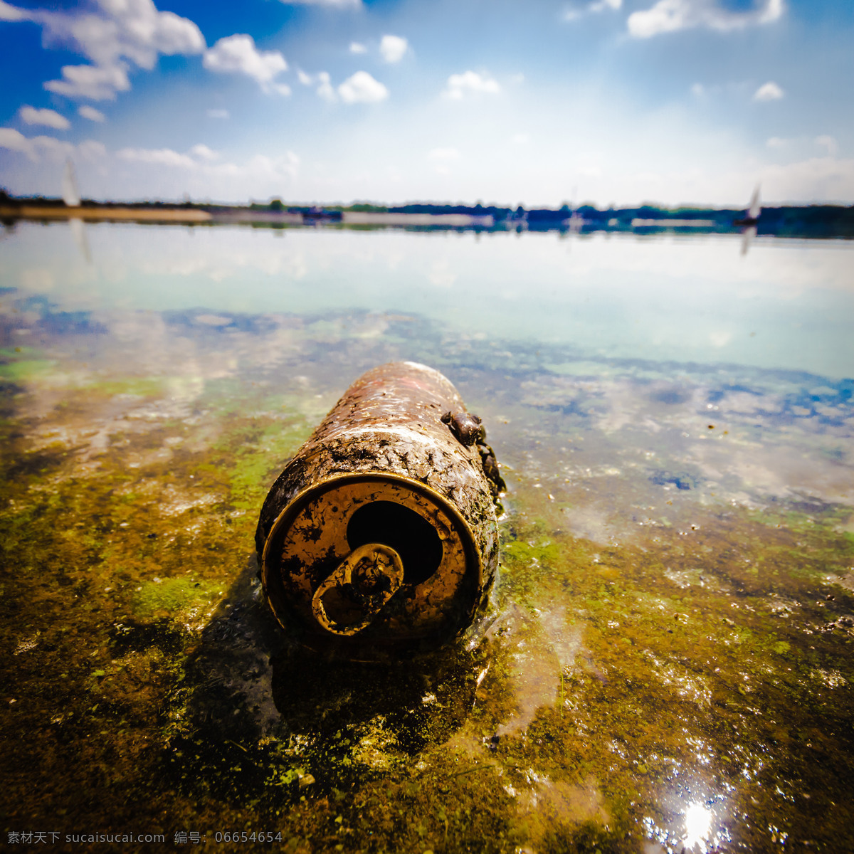 环境污染 废弃塑料桶 水污染 污水 生活百科 自然风景 自然景观