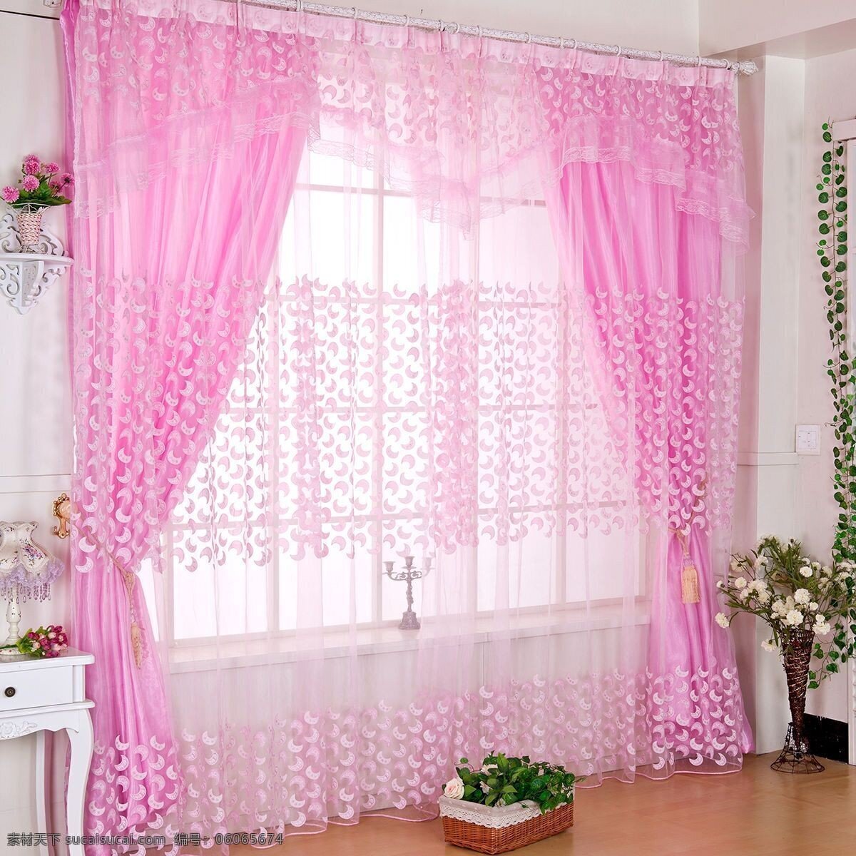 粉色窗帘 卧室 粉色