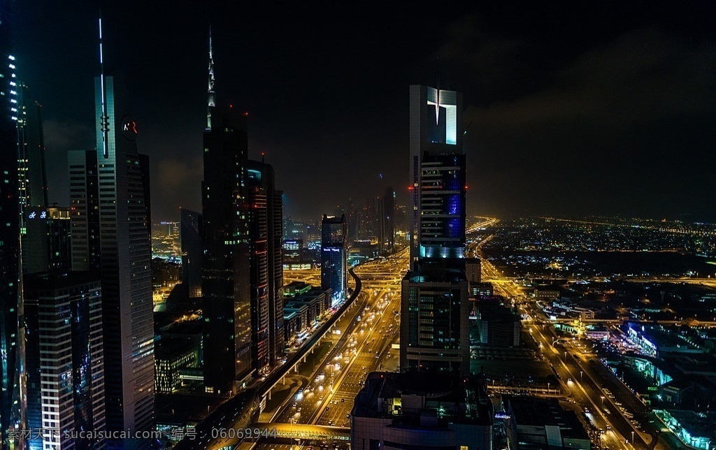 迪拜 夜景 阿联酋 世界著名建筑 建筑 灯光 美景 公路 壮观 发达 繁华 摩天楼 高楼大厦 城市 建筑摄影 建筑园林