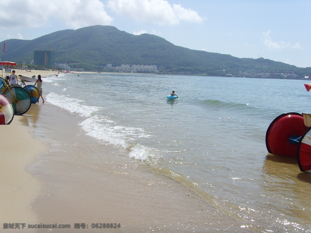 海滩 风光图片 国内旅游 海边 海水 旅游摄影 沙滩 山 摄影图库 滩风光 游艇 旅游摄影专栏 psd源文件