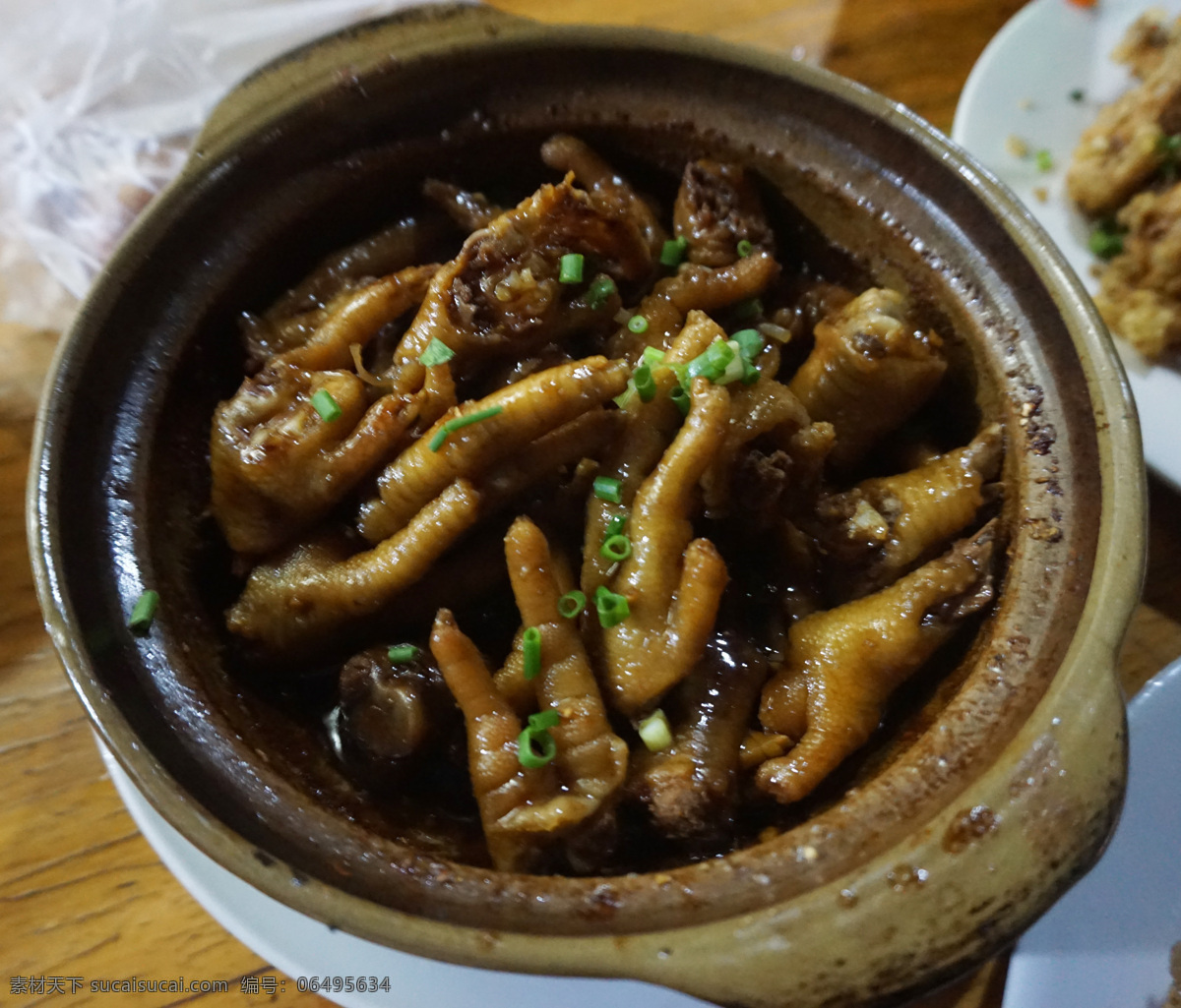 沙姜鸡脚煲 美食 煲 宵夜 鸡脚 传统美食 特色沙姜鸡脚 沙姜鸡脚 芝麻葱鸡脚 鸡脚煲 美食照片 餐饮美食