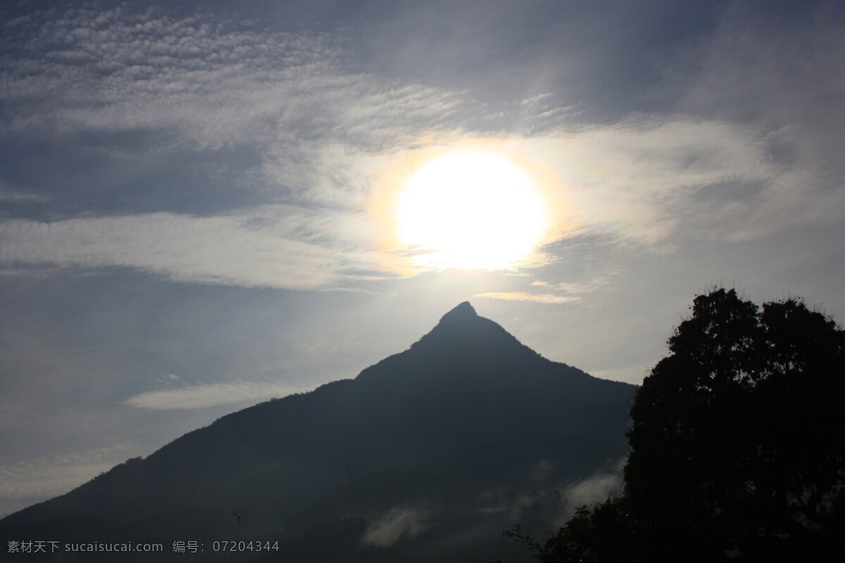 日出 高清 光晕 剪影 明亮 山峰