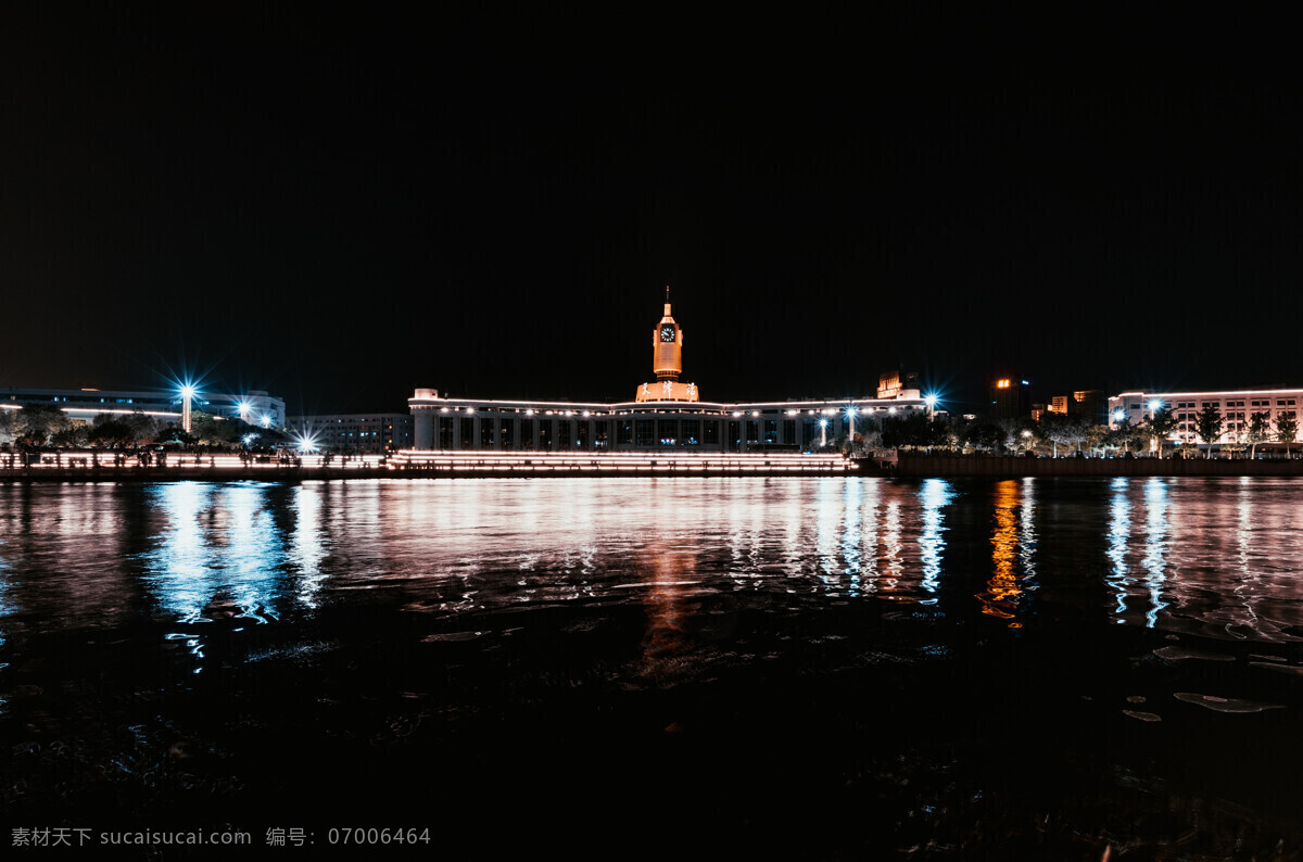 天津火车站 倒影 夜景 天津 河流 海河 灯光 车站 倒影图片 夜景图片 天津图片 河流图片 海河图片 灯光图片 车站图片 建筑园林 建筑摄影