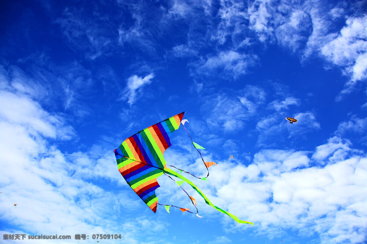 三角风筝 天空 蓝天 风筝 白云 高原 自然景观 自然风景