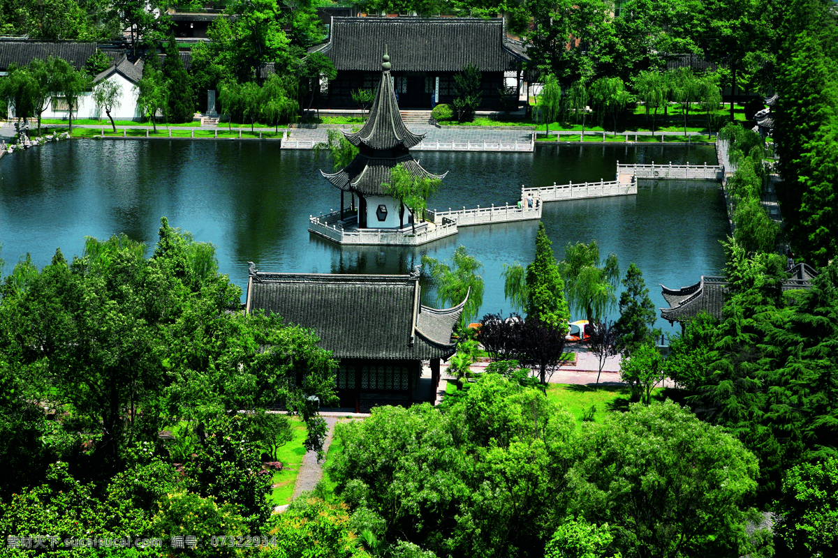 淮安清晏园 淮安风景 清晏园 春天 自然风光 绿意盎然 凉亭 湖水 摄影图片 自然风景 自然景观