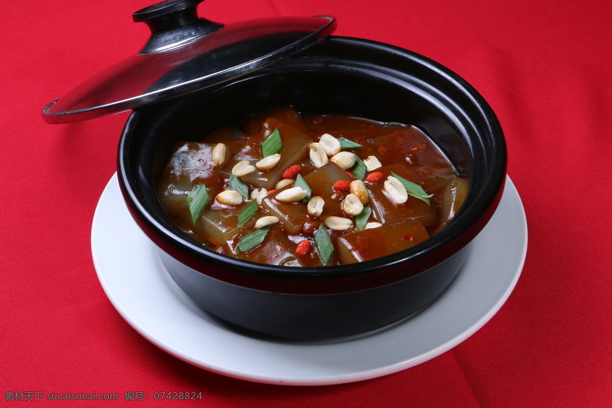 锅仔魔芋粉 锅仔 砂锅 魔芋 菜谱 家常菜 摄影菜 传统美食 餐饮美食