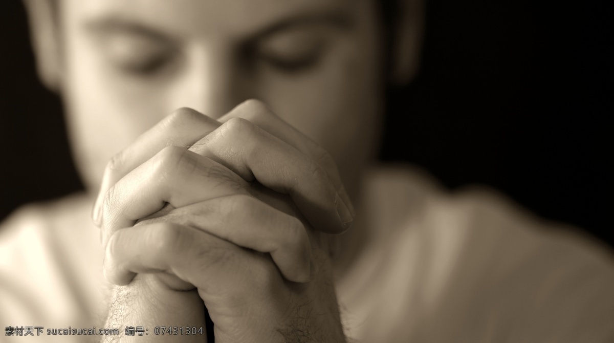 祈祷 男性 祈祷的男人 祷告 虔诚祈祷 祈祷手势 生活人物 人物图片