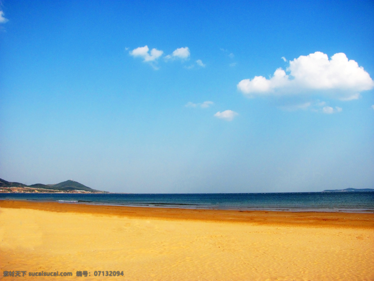 金色沙滩 沙滩 海边 蓝天 白云 山水风景 自然景观
