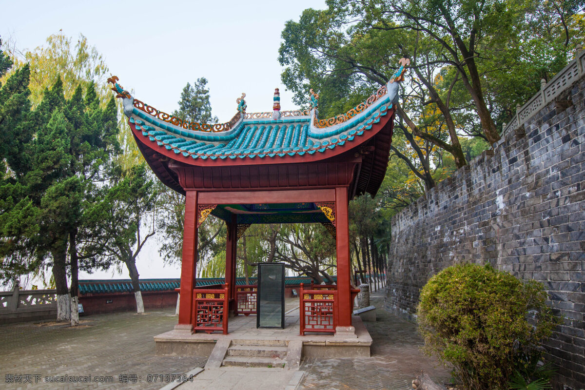 岳阳楼 湖南 洞庭湖畔 蓝天 亭子 文物古迹 古建筑 旅游 建筑摄影 自助游 巴丘山 国内旅游 旅游摄影