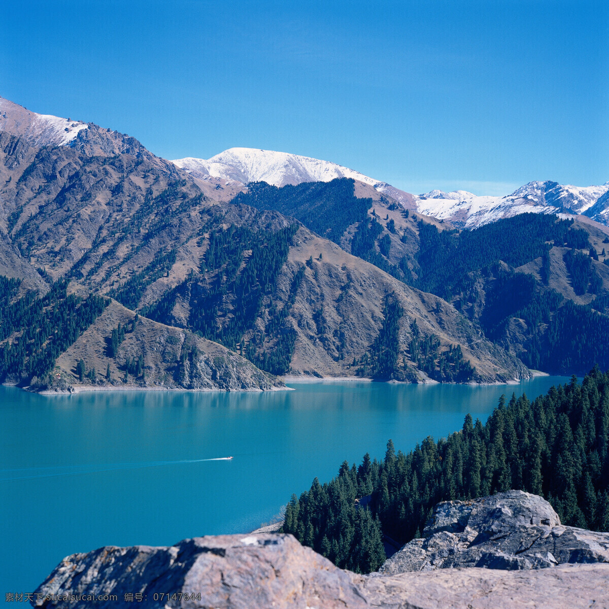 雪山 湖泊 旅游 梦幻 蓝天 景观 冰山 青色 场景 背景 冰块 湖 摄影图片 旅游摄影 国外旅游