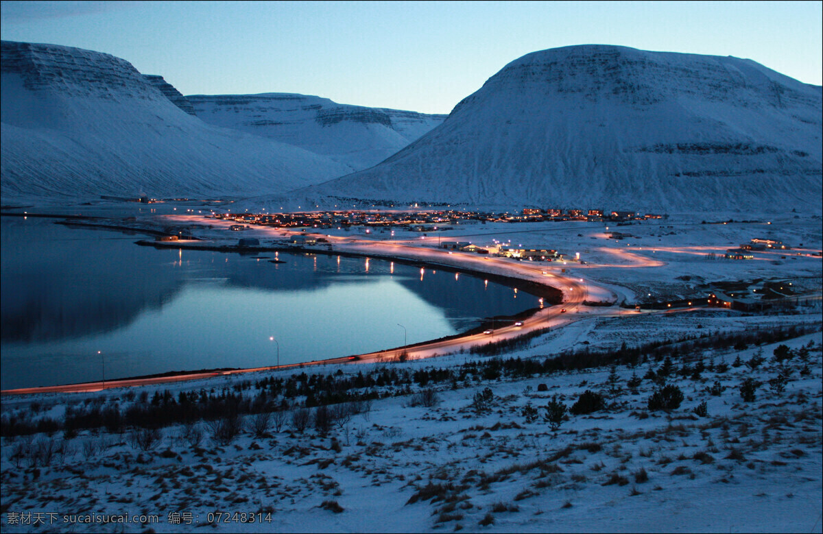 冰岛 北欧 风光 冬天 自然 树木 雪山 雪地 村庄 灯火 湖泊 风光摄影 国外旅游 旅游摄影