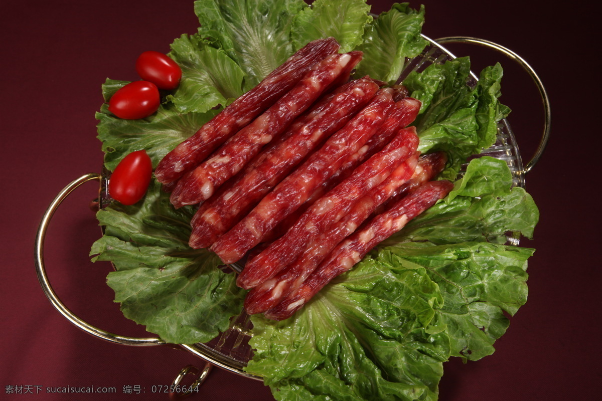 腊肠图片 腊肠 腊味 传统美食 红色 香肠 餐饮美食