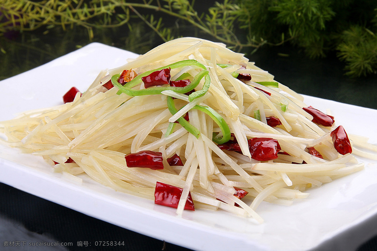 酸辣土豆丝 土豆 美食 凉菜 土豆丝 炝土豆丝 酸辣土豆 炒土豆丝 拌土豆丝 农家小炒 家常土豆丝 清炒土豆丝 凉拌土豆丝 炝炒土豆丝 菜品图 餐饮美食 传统美食