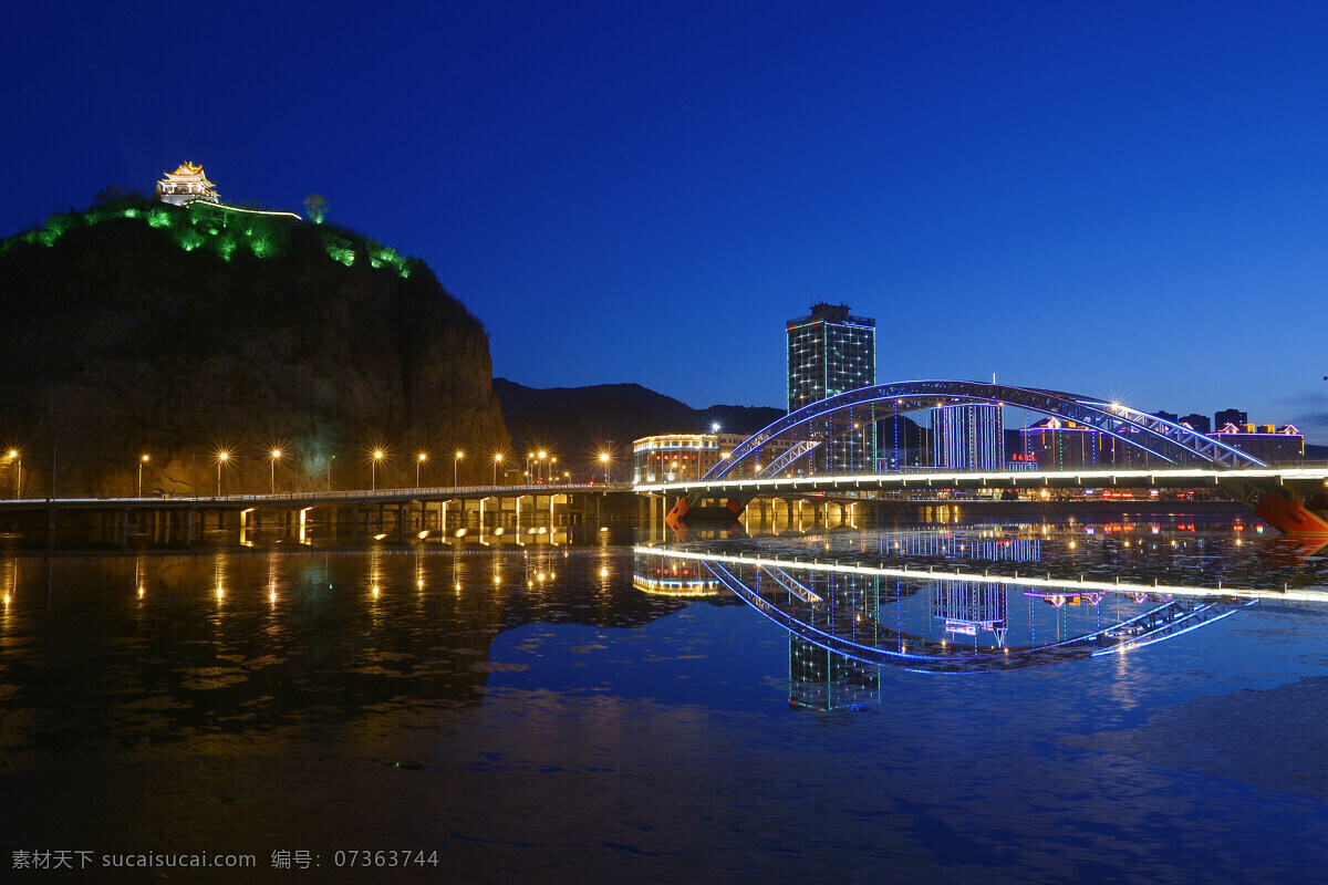 山城 夜色 城市建设 城市夜景 建筑景观 建筑摄影 霓虹灯 自然景观 山城夜色 家居装饰素材 灯饰素材
