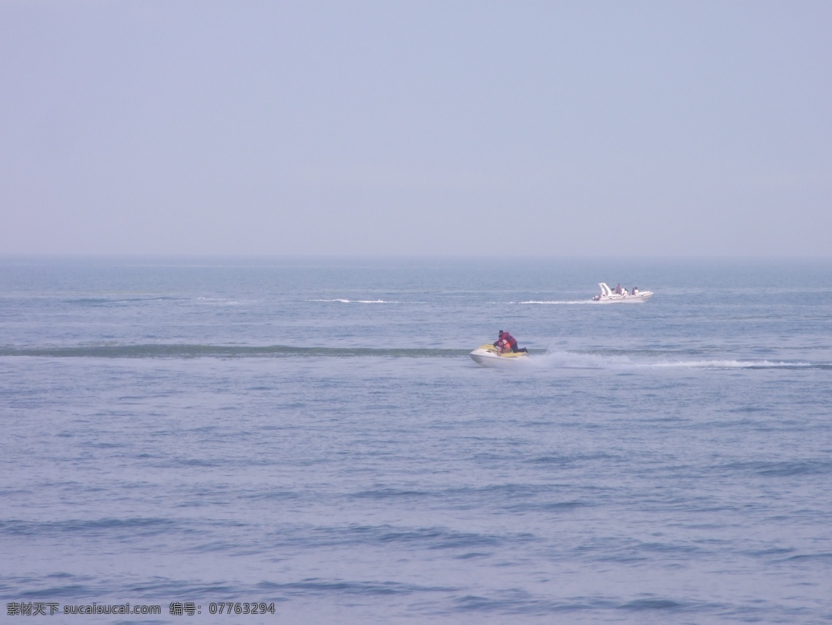 国内旅游 海面 旅游摄影 青岛 游艇 远方 摩 艇 摩艇远方来 近海 一只 摩艇 归来 远去 海滨美景 风景 生活 旅游餐饮