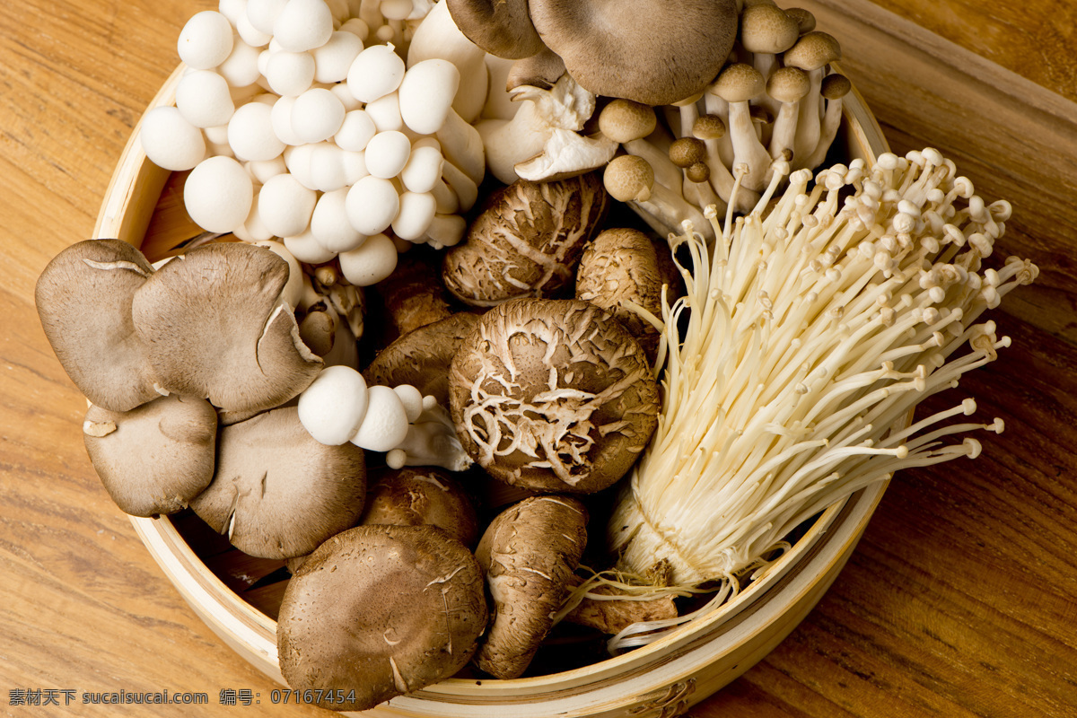 蘑菇 生蘑菇 高清 唯美 美味 食物 食品 原料 菌类 原生态菌类 新鲜蘑菇 餐饮美食 食物原料