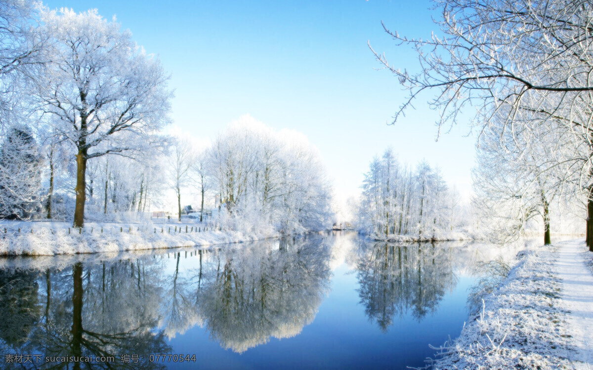 银白 湖 冬景 雪白 白雪 雪 银装素裹 白茫茫 风景 自然景观 自然风景 摄影图库