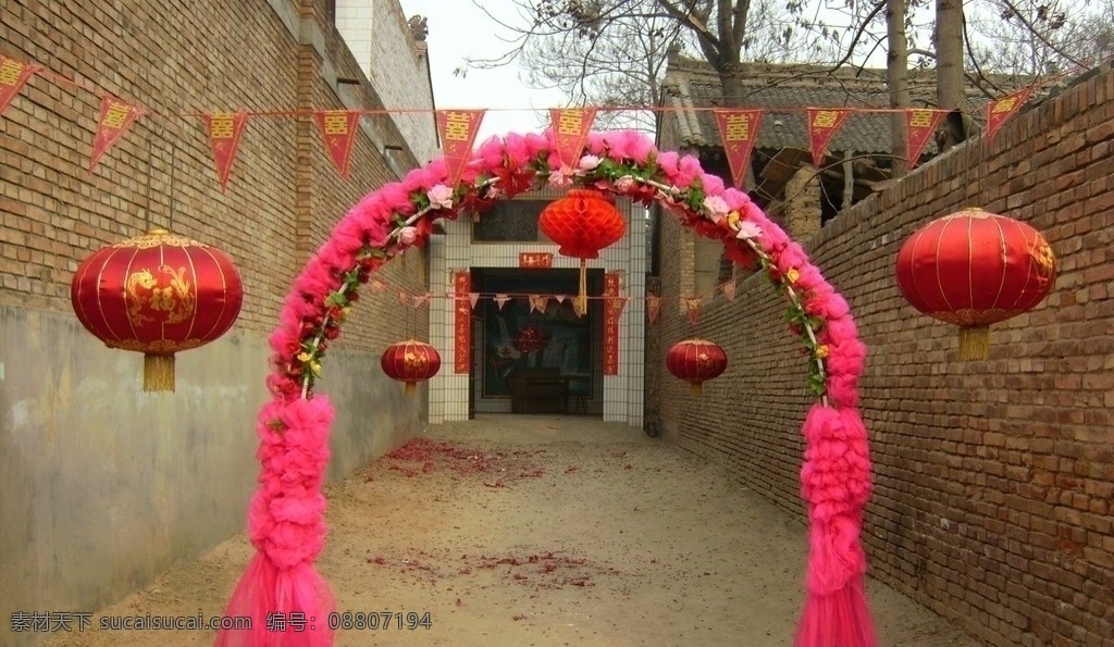 婚庆布置 婚庆 喜庆 灯笼 花门 彩条 花灯 人文景观 旅游摄影
