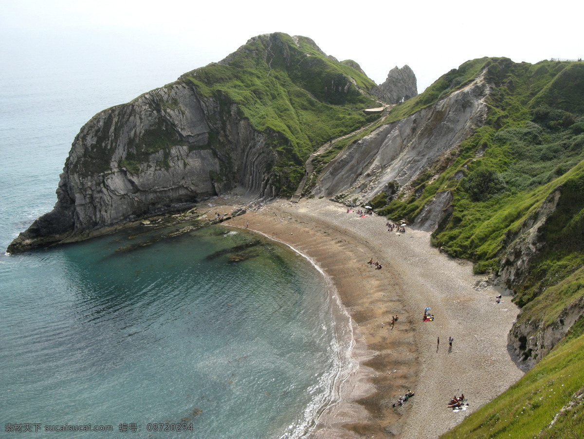 世界 风光图片 大海 风景 国外旅游 海滩 海湾 旅游摄影 世界风光 岩石 游客 石阶 psd源文件