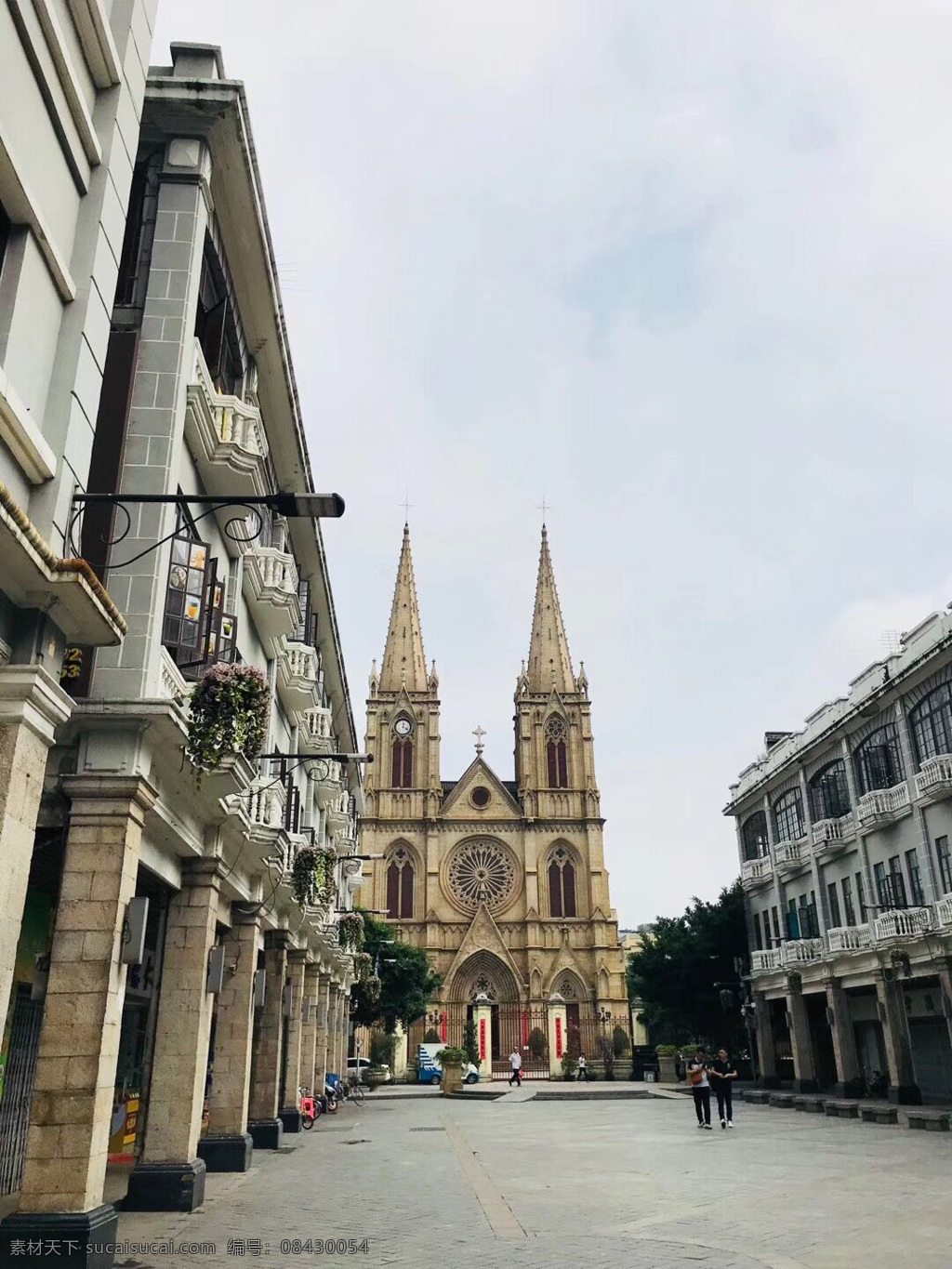 西方建筑 教堂 建筑 蓝天 白云 建筑景观 自然景观