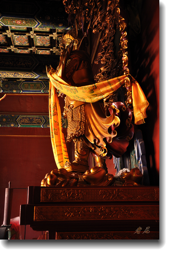 千年 古刹 佛像 侧面 古典 大殿 文化艺术