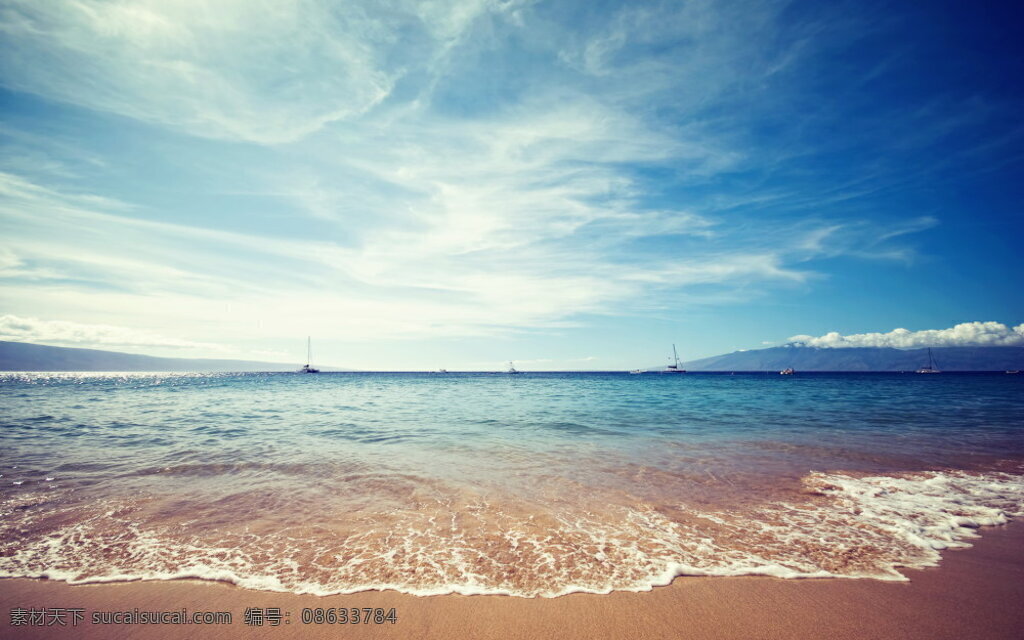 天空 很 蓝 海水 清 海滩 海浪 青色 天蓝色