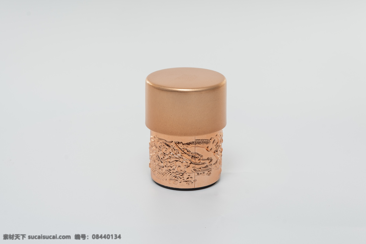 酒瓶盖图片 酒瓶盖 盖子 白酒瓶盖子 酒瓶盖子 瓶盖 酒盖子 白酒瓶盖 葡萄酒 红酒 白葡萄酒 莱茵白葡萄酒 红酒区 酒 酒瓶 法国 欧洲 食品 饮料 瓶子 生活百科 家居生活