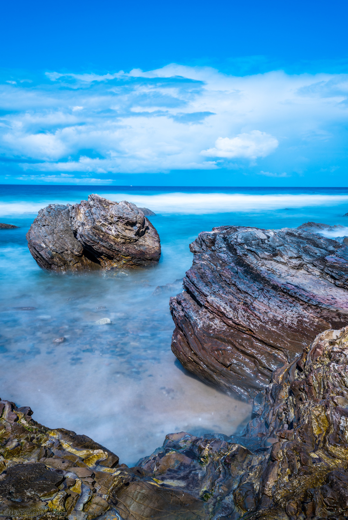 海浪 礁石 浪花 海 大海 海面 浪 海水 涟漪 大浪 海天相接 冲浪 蓝色的海水 蓝色的海面 海洋 碧海蓝天 蓝色的海洋 自然景观 自然风景
