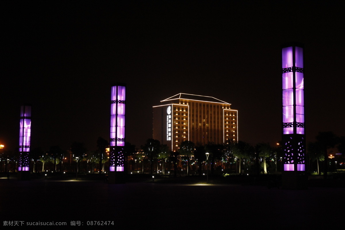 广场的夜晚 广场 夜晚 夜景 安静 安详 自然景观 建筑景观