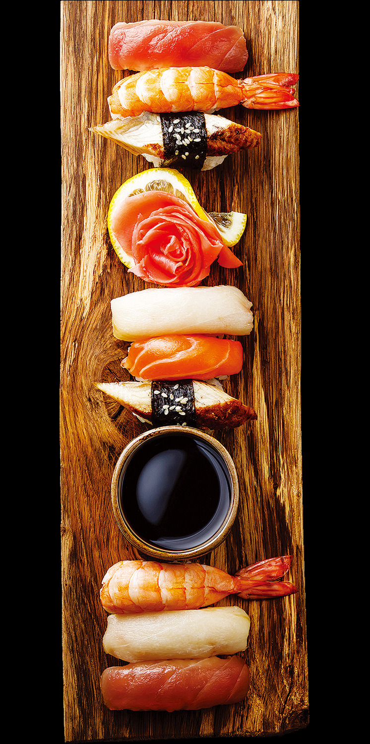 鲜美 刺身 日式 料理 美食 产品 实物 产品实物 木制盘子 日式料理 日式美食 蘸料