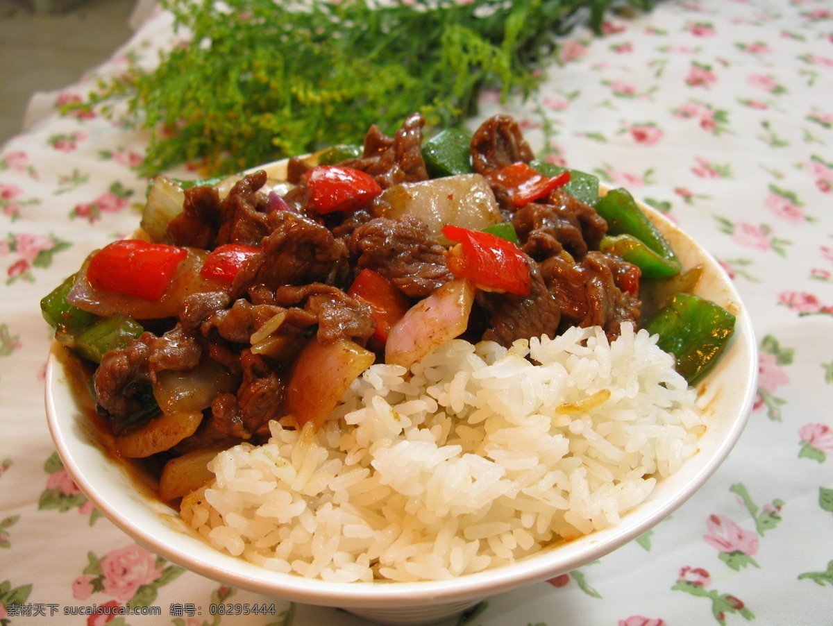 牛腩焗饭 牛腩 牛肉 焗饭 饭 牛腩饭 牛肉饭 快餐 美食 美味 尚客 传统美食 餐饮美食