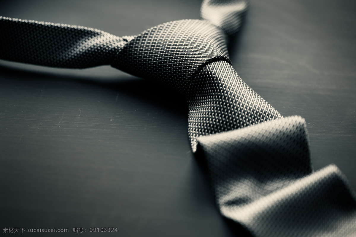 商务 领带 男士领带 领结 领夹 西服 西装 职业装 服装搭配 服饰搭配 珠宝服饰 生活百科
