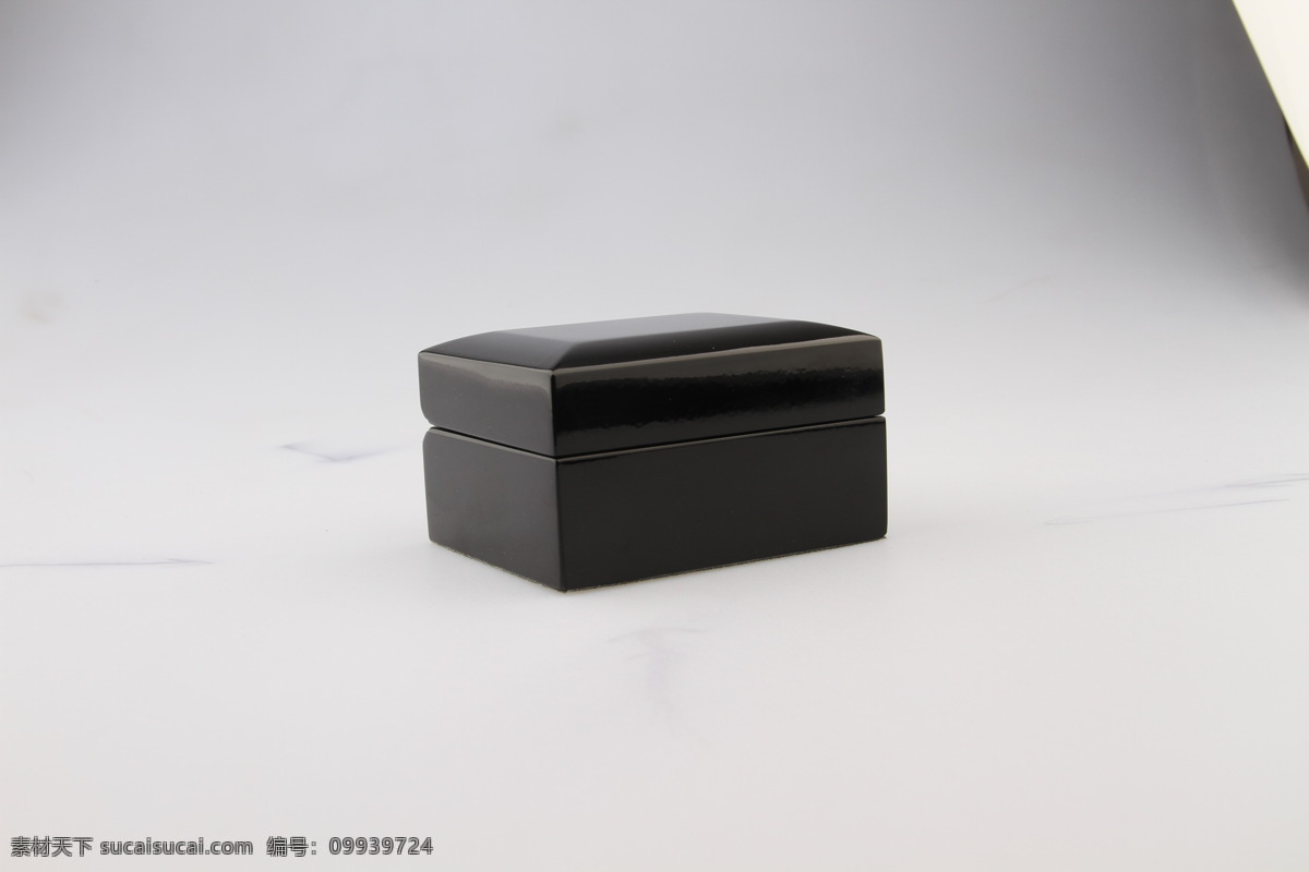 珠宝盒 首饰盒 珠宝 礼盒 盒子 生活百科 生活素材