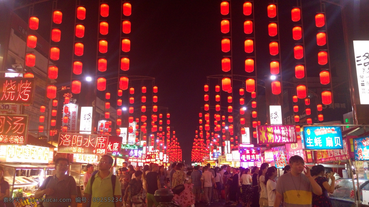 热闹的夜市 夜市闹景拍摄 夜市小吃街 夜市大排档 红灯笼 美食街道 热闹的食客 美食街背景 摄影图 生活百科 生活素材
