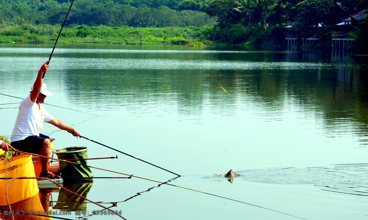 户外钓鱼 钓鱼人 钓鱼 垂钓 专业钓鱼 业余爱好 河边 湖边 旅游摄影 自然风景