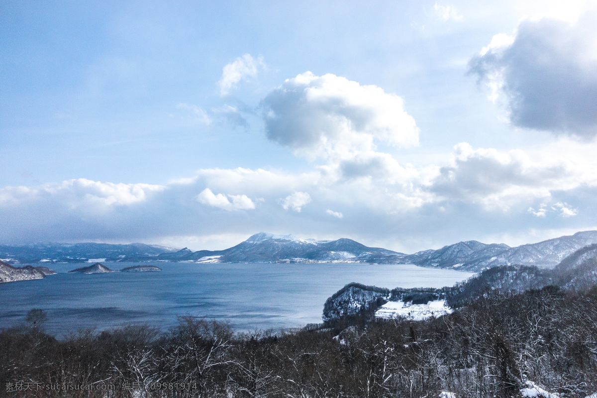北海道图片 日本 北海道 雪山 水面 湖面 海面 海 海岸 山 电车 下雪 雪景 猴子温泉 温泉 旅游摄影 国外旅游